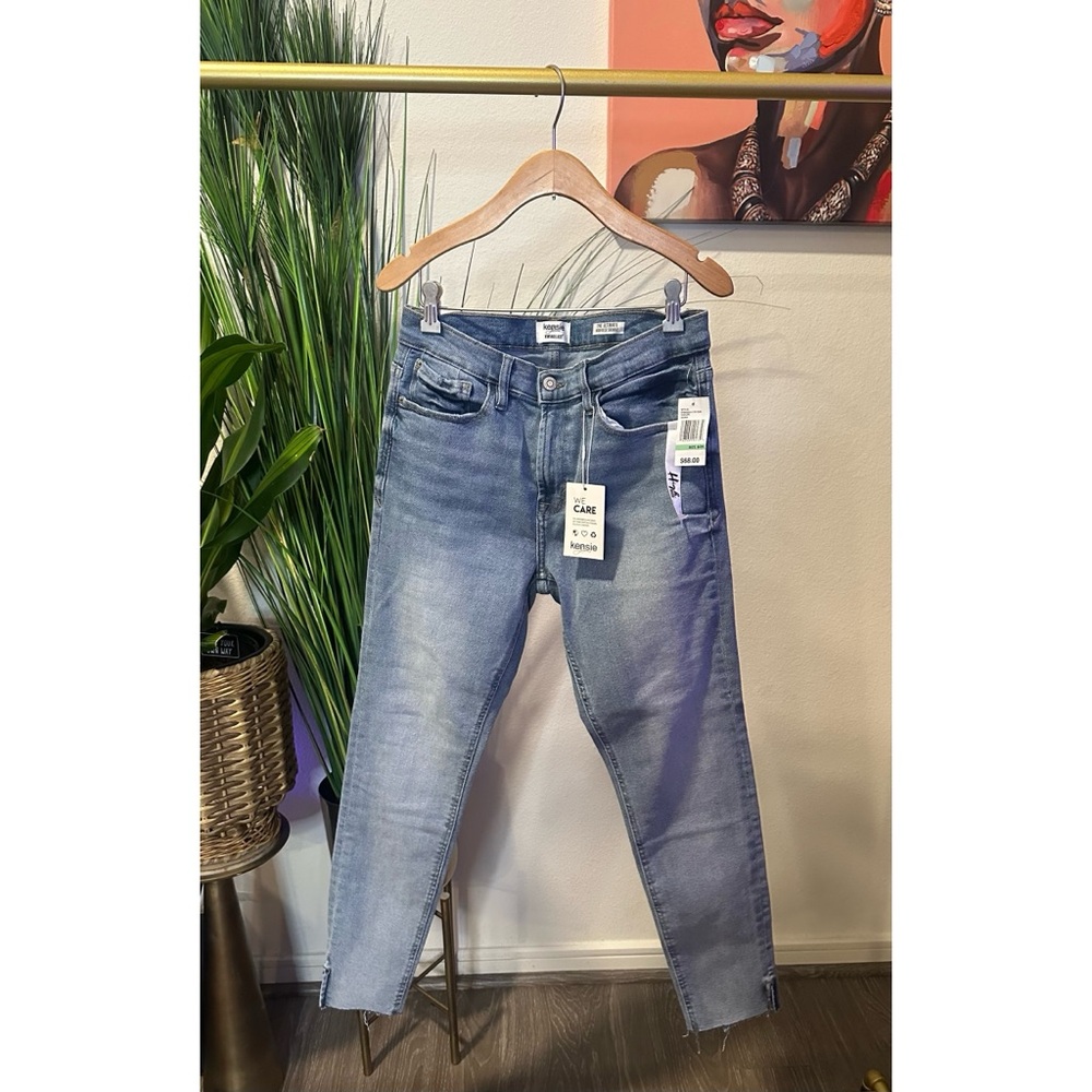 NWT Kensie Ultimate High Rise Jeans - Size 29